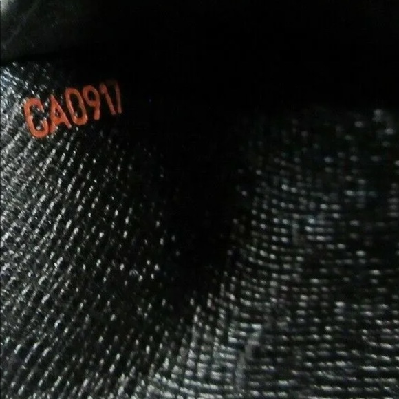 Authentic Louis VuittonAgenda Portefeiulle Wallet - Picture 8 of 8